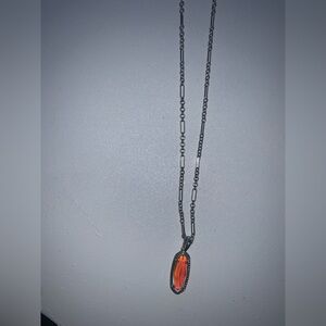 Kendra Scott necklace